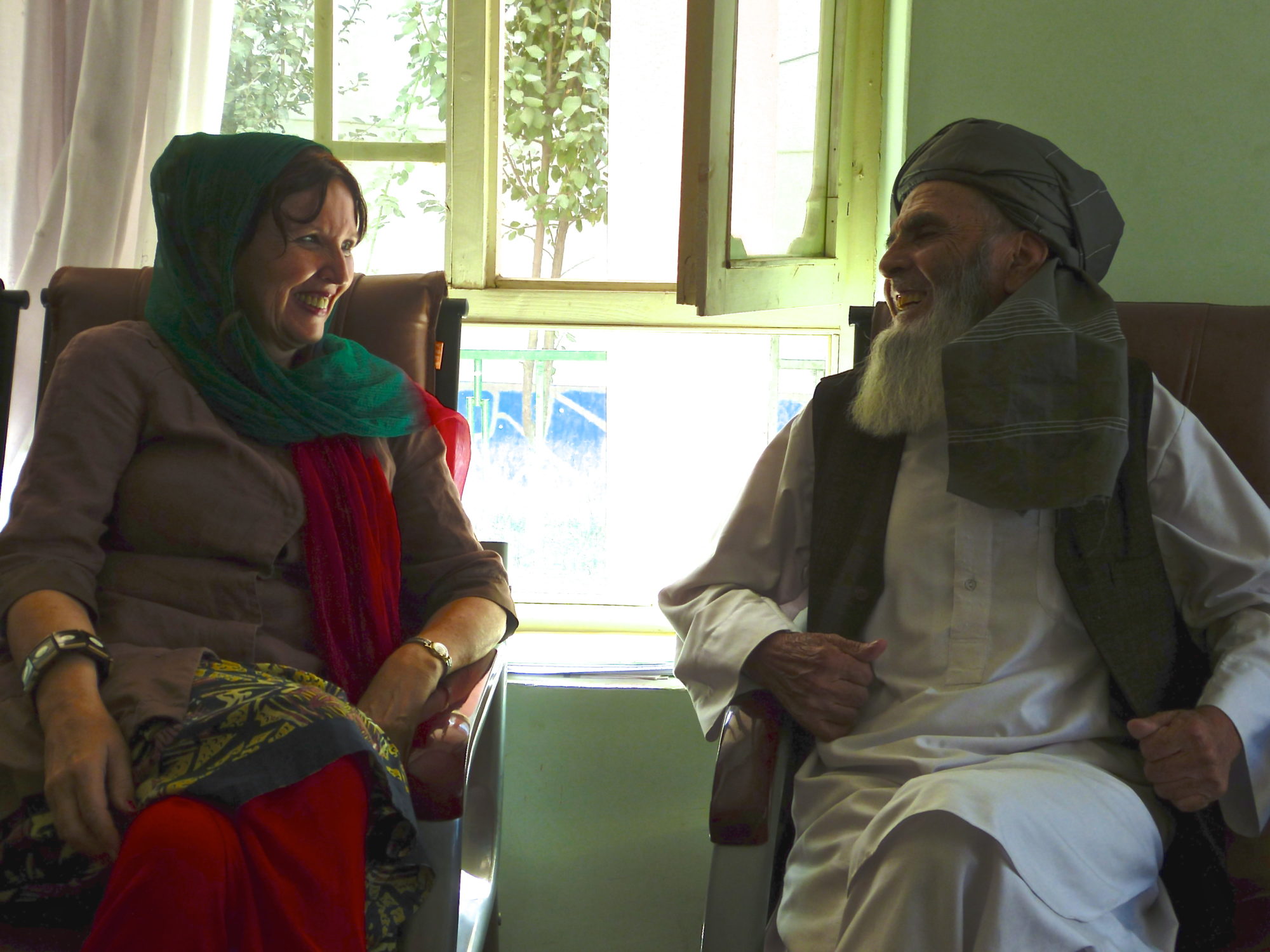 Gespräch mit dem Leiter des Friedensbüros in Badachschan